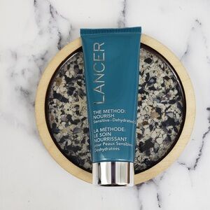 Lancer Skincare The Method: Nourish Sensitive-Dehydrated Skin